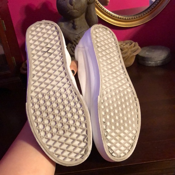 Vans - Picture 5 of 5